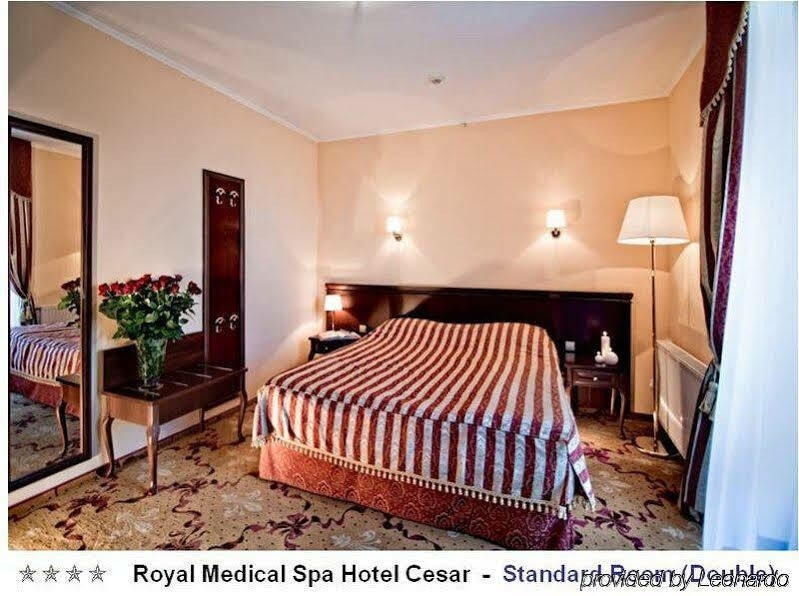 Royal Medical Cezar Truskavets Exterior photo